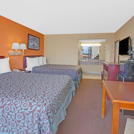 Days Inn By Wyndham Okemah מראה חיצוני תמונה